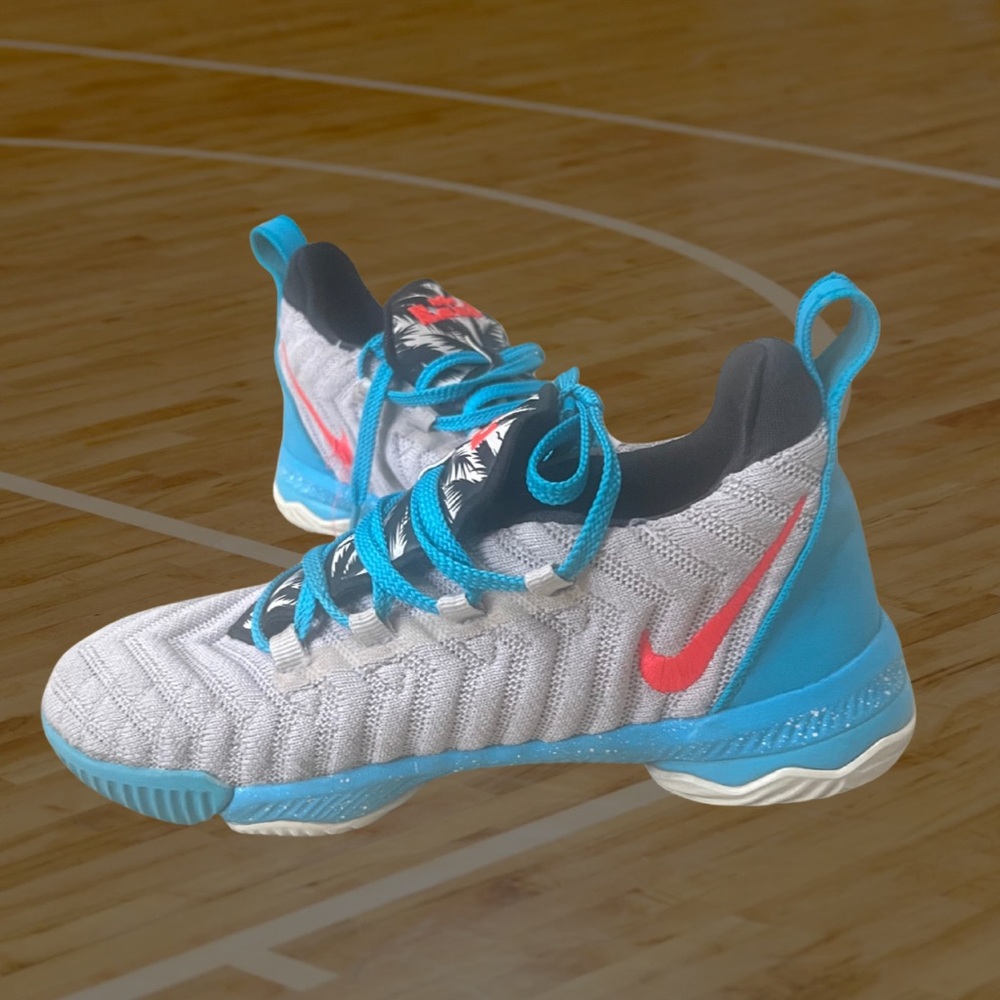 Nike Kids' Gray and Blue Sneakers with Red Swoosh - Picture 2 of 4
